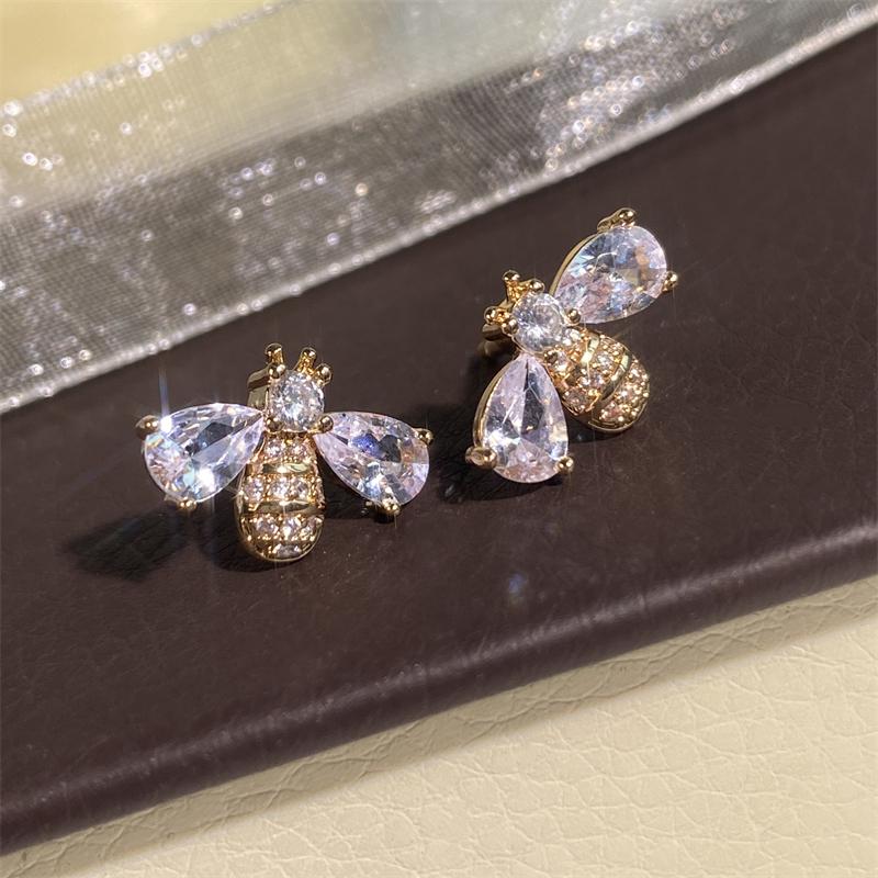 ZAKOL Temperament Cubic Zirconia Insect Bee CZ Stud Earrings for Women Delicate Animal Crystal Earrings Zircon Brincos