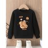 Europäische Größen Süßes Capybara Lustiger Aufdruck Rundhals-Sweatshirt, Lässiges Oberteil für Kinder, Schlichtes und Trendiges Design mit Cartoon-Bär, der Lachs umarmt