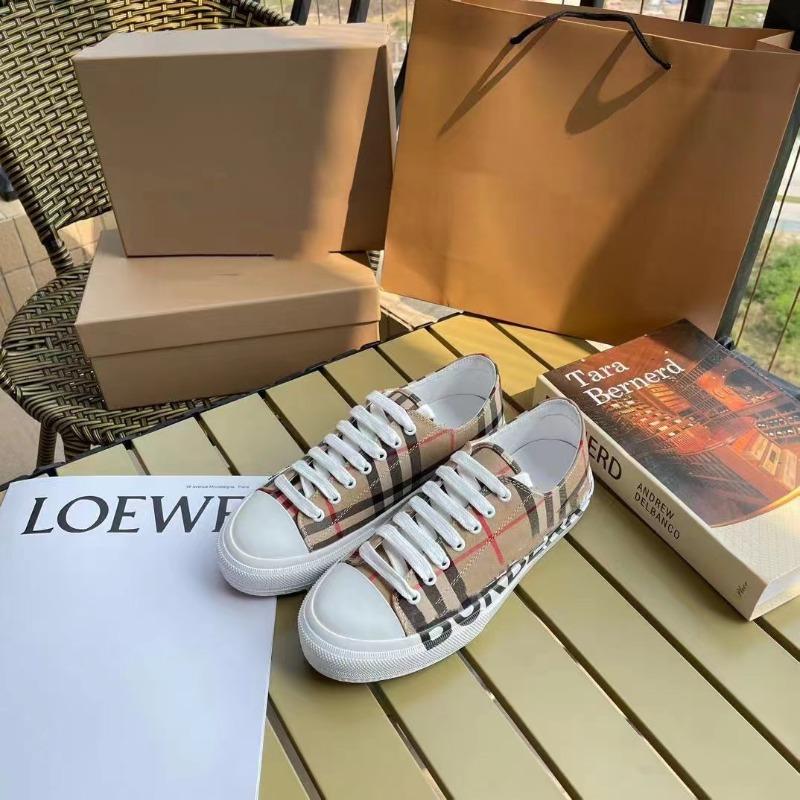 

print letter plaid shoes new plaid British flat-bottomed canvas lace-up platform casual board shoes 44 коричневий