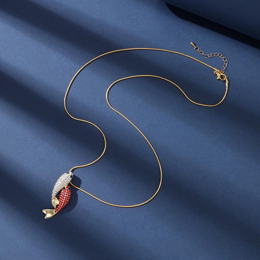 

Dolphin Necklace Women S Fashion Simple Design Black Diamond White Diamond Rest Of Life Accompanied Clavicle Chain Exquisite Light Luxury Niche Jewelr золотой