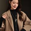 Autumn And Winter Sweater Chain Two-Color Maple Leaf Diamond-Encrusted Pull Autumn And Winter Necklace Women'S One Two-Wear Corsage