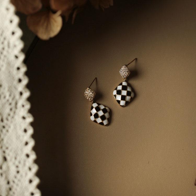 Trendy S925 Gold-Plated Sterling Silver Black & White Checkered Drop Earrings