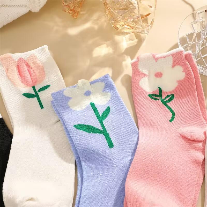 1pair Women's Socks Mid Length Stockings Pink Flower Three-dimensional Flower Socks Pile Cute