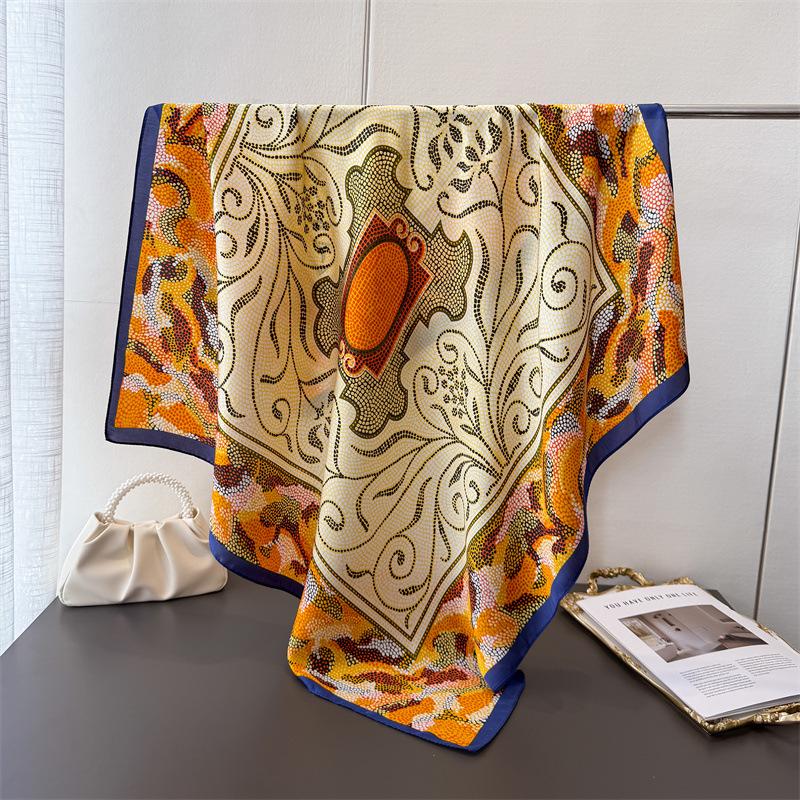 

Четыре сезона Универсальный Имитация шелка Высококачественная печать Большой квадратный платок Шелковый платок Шаль Головной платок Защита шеи Платок Декоративный женский платок 90*90cm