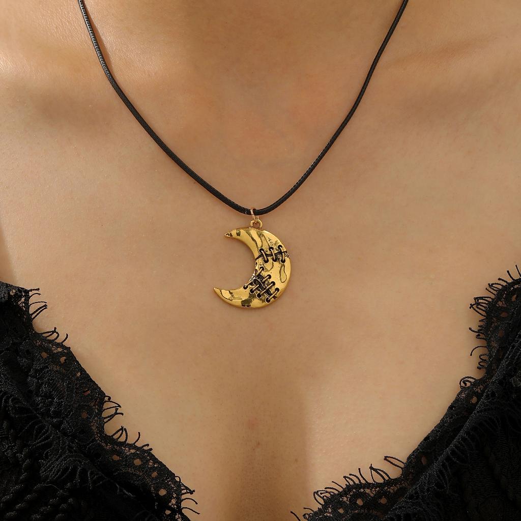 A Gothic creative repair wear moon necklace men and women's vintage leather cord pendant necklace Halloween jewelry gift