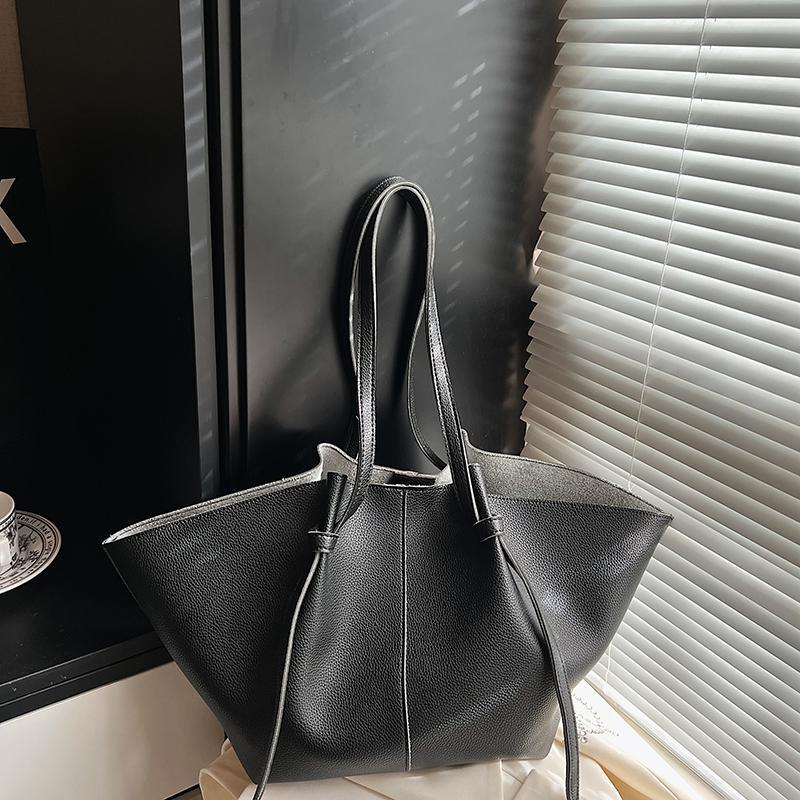 Vintage High-end Large Capacity Single Shoulder Tote Bag Lychee Patterned Handbag Armpit Bag Daily Commuting and Shopping