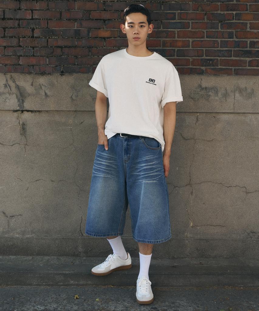 Beokeuldaun Simple Triple Stitched Standard Wide Fit Long Bermuda Denim Pants (Indigo)