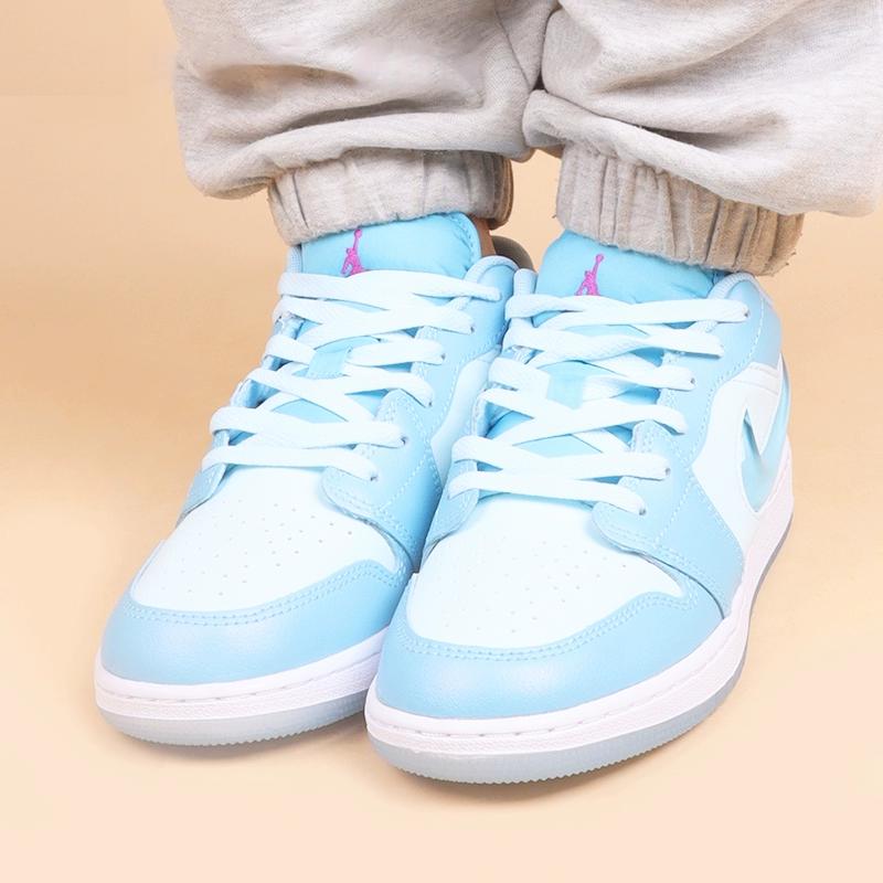 Jordan 1 Low SE Aquarius Blue GS FN7366-400