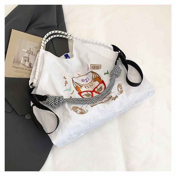 Gao Yuanyuan Style Japanese Embroidery Cat Tote Bag - Versatile, Large Capacity, Single Shoulder & Crossbody Drawstring Bag