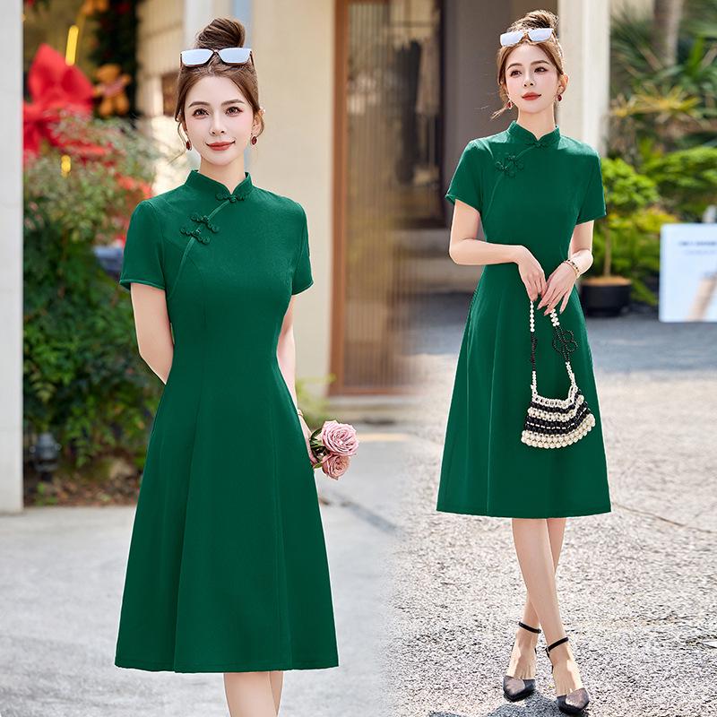 Chinese Retro Cheongsam: 2025 Slim Fit Summer Dress for Women, LX281