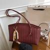 Elegant Large Capacity Shoulder Bag Fashionable Commuting Bag New Stylish Underarm Bag  Travel