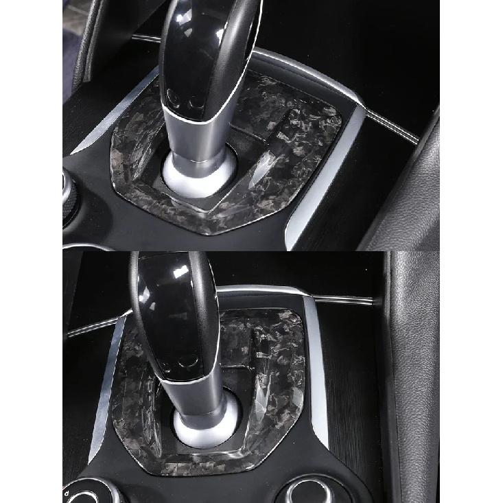 For Alfa Romeo Giulia 2017-2019 Real Carbon Fiber Car Center Console Gear Shift Panel Cover Trim Car Interior Accessories
