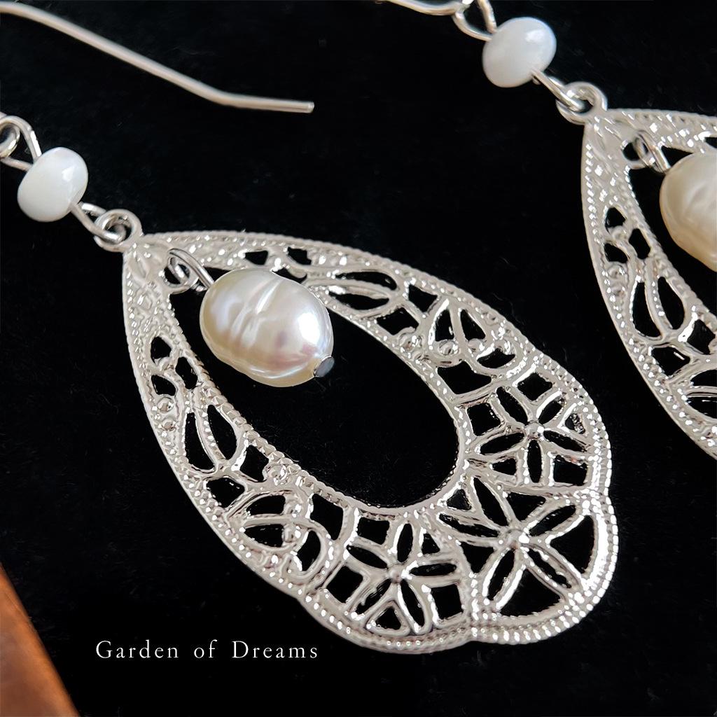 Handmade Retro Hollow Pattern Freshwater Pearl Earrings – Chinese Ethnic Style for Women