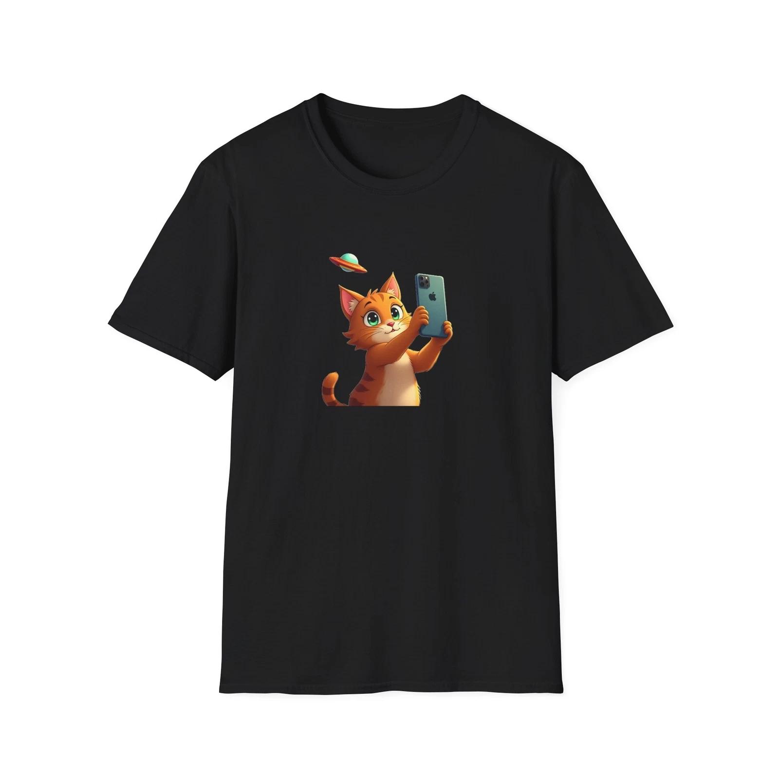 Cat Selfie Flying Saucer T-Shirt, Cute Cat, Pet Lover Gift, Funny Graphic Tee. 4XL