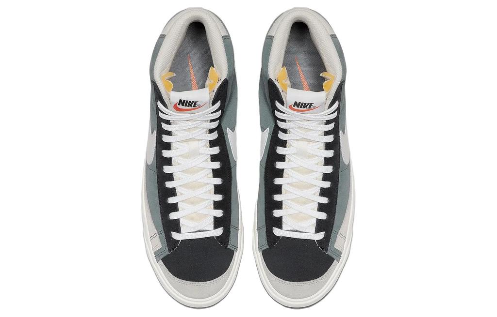 Nike Blazer Mid 77 Vintage Gris Frío Blanco Negro CI1167-001