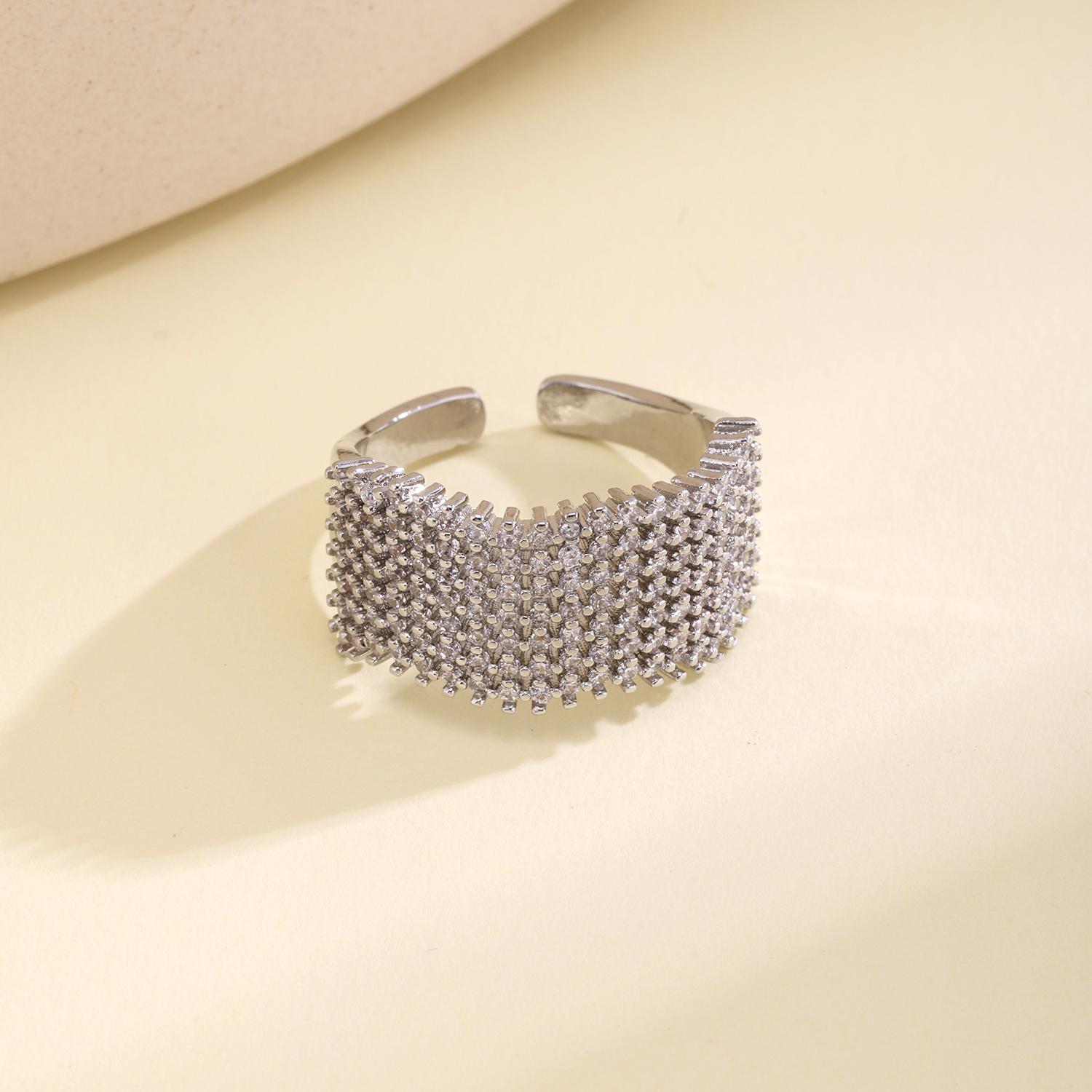 

Nidin Trendy Minimalist Textured Open Band Ring For Women Shiny Crystal Zircon Adjustable Stackable Jewelry Suitable Daily Wear resizable серебряный