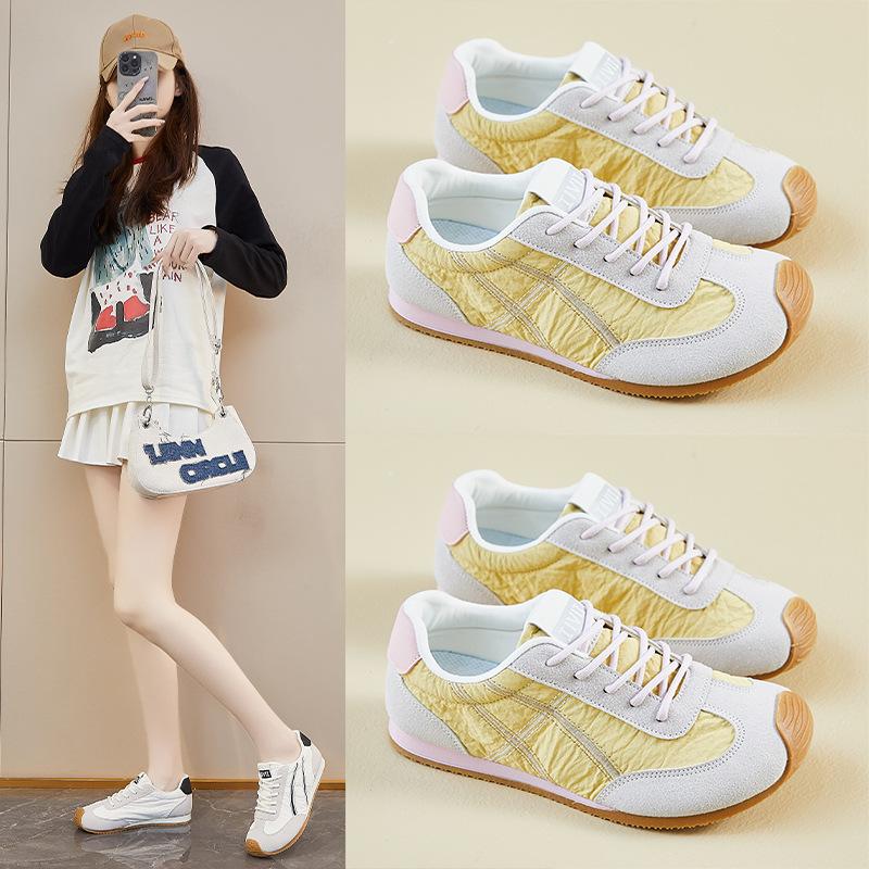 ins Korean version of the new lightweight retro German training white shoes female spring student flat casual shoes XFW1519