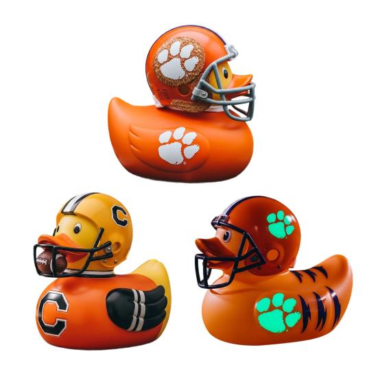 Rugby Champion Duck Figurine Rugby Football Cartoon Duck Statue Animal Sculpture Home Office Desktop Decoration Ornament