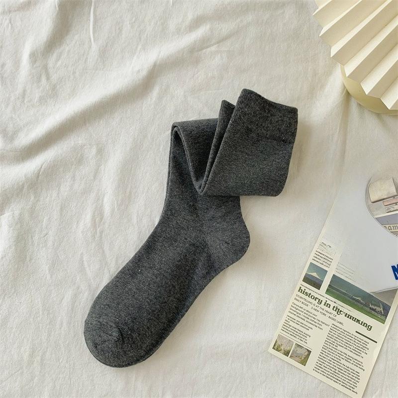 

Female Autumn and Winter New Solid Color Preppy Style Simple Pressure Thin Leg High Drum Calf Cotton Socks 1 pair темно-серого