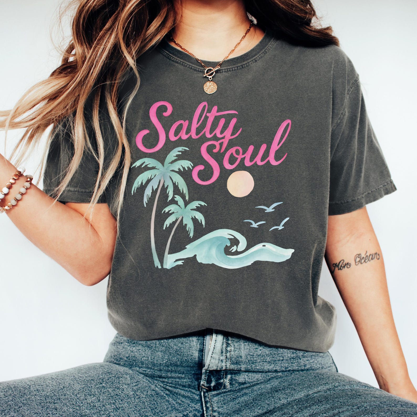 Comfort Colors Salty Soul Beach Shirt: Women s Summer Tee L