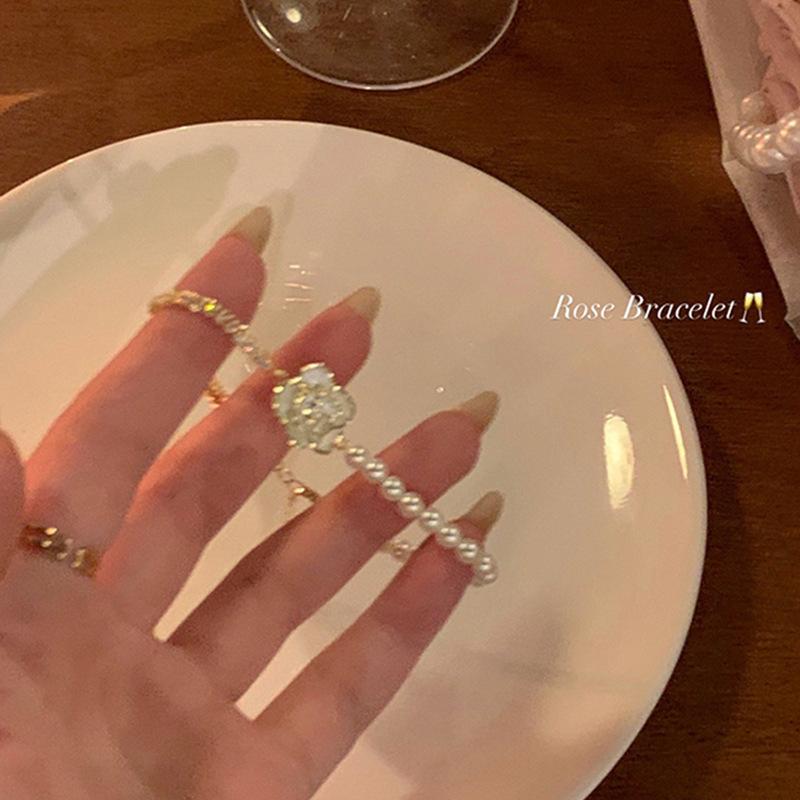 ins style pearl bracelet girls retro niche temperament beaded bracelet high-end couple girlfriend jewelry