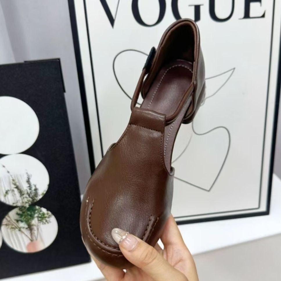 Baotou Hollow Women's Shoes Retro Medium Heel Sandals Spring and Summer New Fashion Shoes Thick Heel Sandals