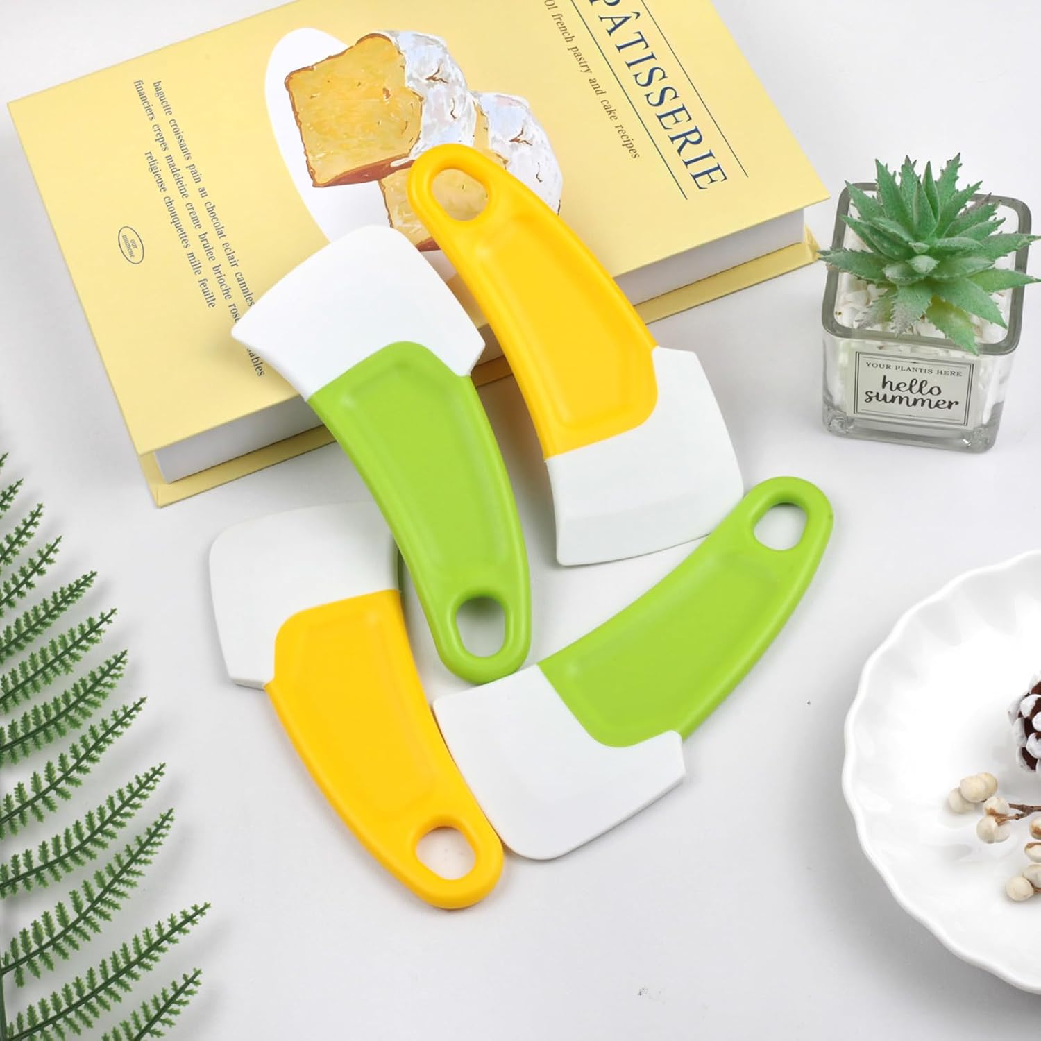 4-Pack Silicone Kitchen Scrapers – Multi-Purpose Cleaning Tools for Pots, Pans, Bowls & Non-Stick Cookware