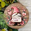 Valentine's Day Gnome "LOVE" Wooden Sign, Round Front Door Decor, Romantic Heart Wall Hanging - Ideal Valentine's Day Gift