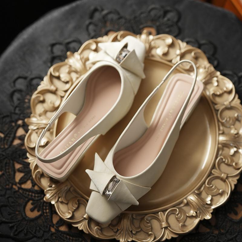 

Temperament low-heeled bag head sandals women s outer wear high-end square head thick heel rhinestone rear strap summer single shoes 39 світло-жовтого кольору