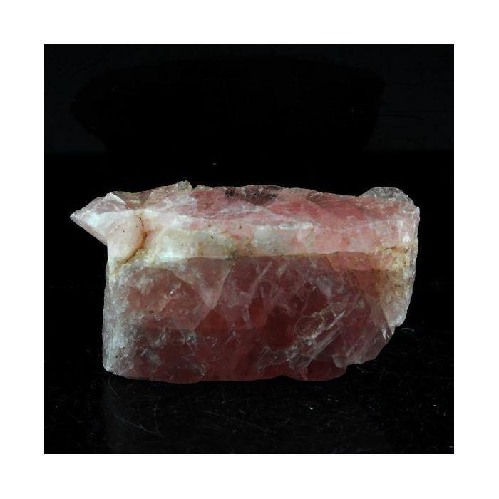 Pierres et Minéraux. Fluorite Rose. 80.0 ct. Talèfre, Massif du Mont-Blanc, France.