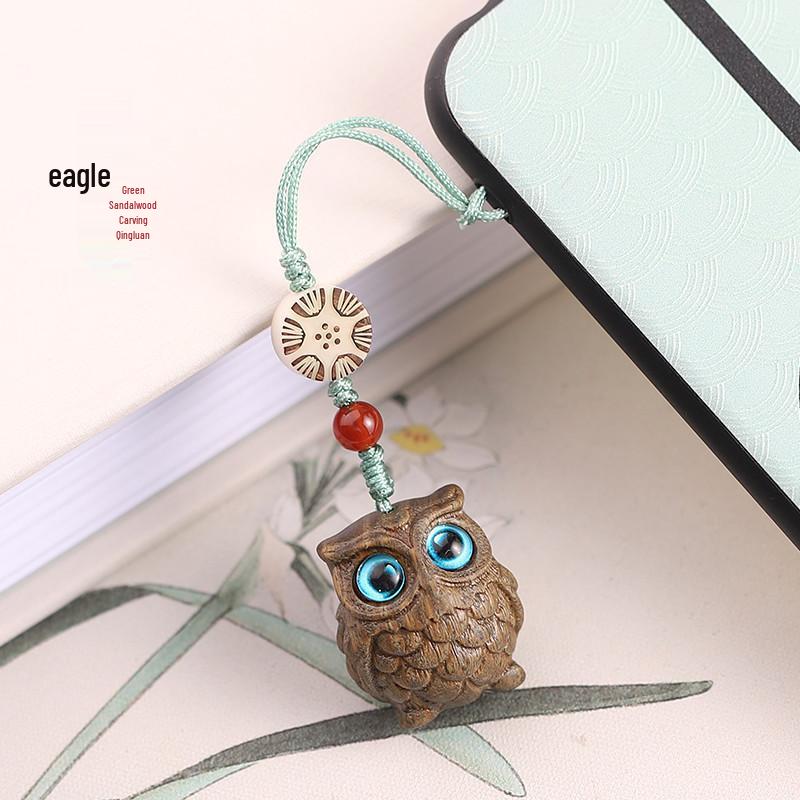 Green Sandalwood Owl Carved Keychain Pendant - Cute Keyring & Bag Charm for Men & Women