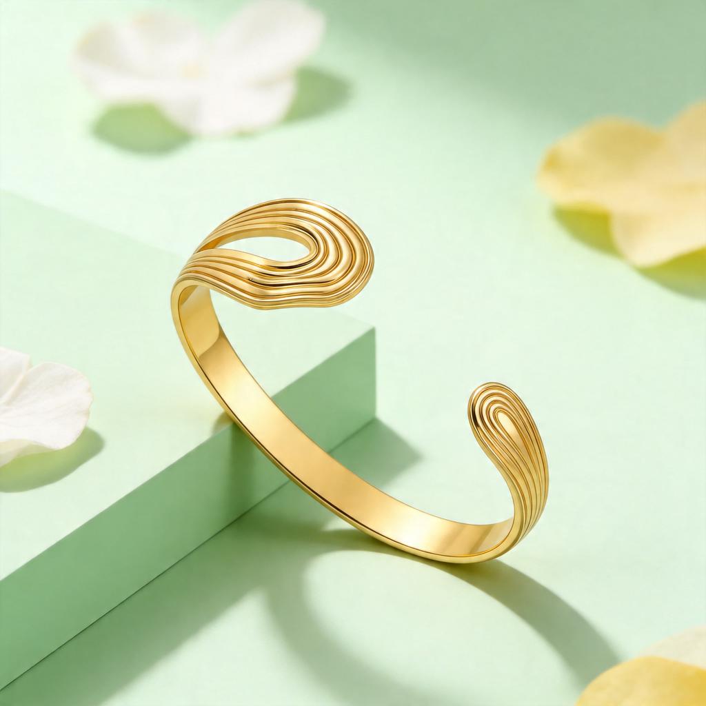 Irregular Cuff Bracelet for Women,Stainless Steel Textured Open Geometric Bangle Bracelets,18K Gold Plated Jewelry Gift