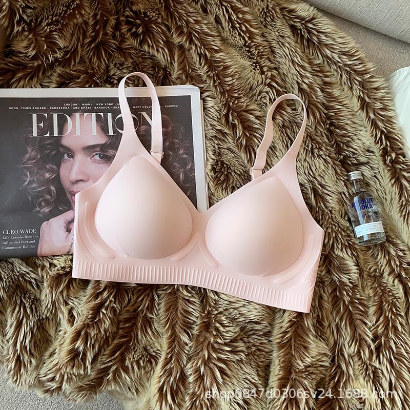 Traceless Cloud Underwear Women's Small Breasts Gather Up, No Steel Ring, Medium Mold Cup Exercise, Close the Breasts To Prevent Sagging