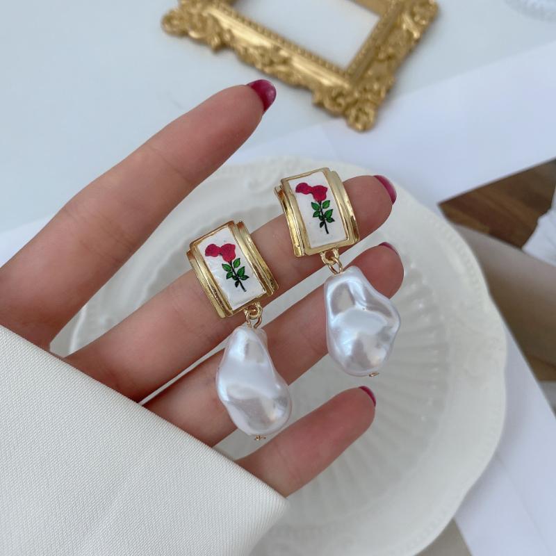 1Pair Fancy Rose Flower Pearl Earrings Women Fashion Irregular Pearls Jewelry Red Flower Dangle Earrings For Women Designer Gift