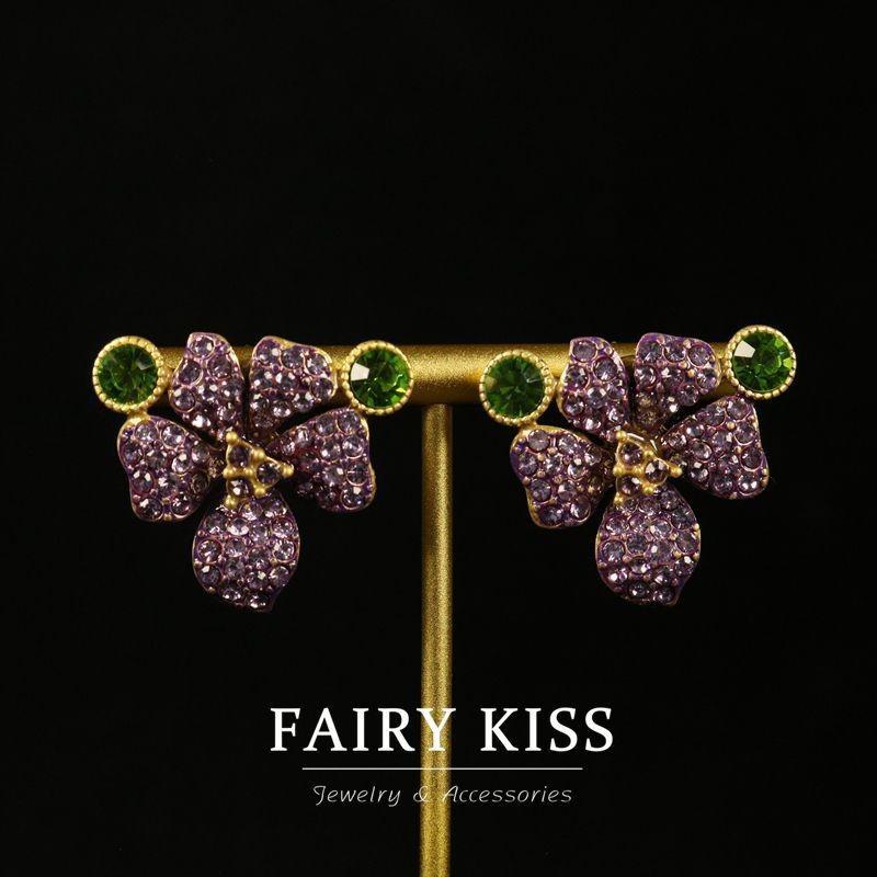 

Французский Ретро Фиолетовый Цветок Компактный Изысканный Ремесло Аэрозольной Покраски Универсальное Ожерелье