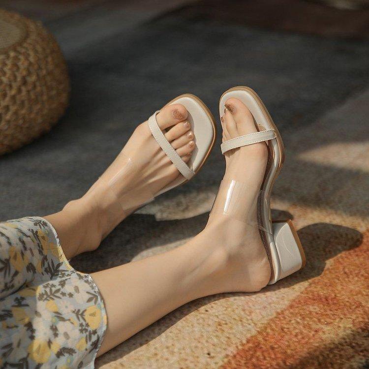 Summer new transparent belt one-word outer wear medium heel sandals thick heel large size slippers