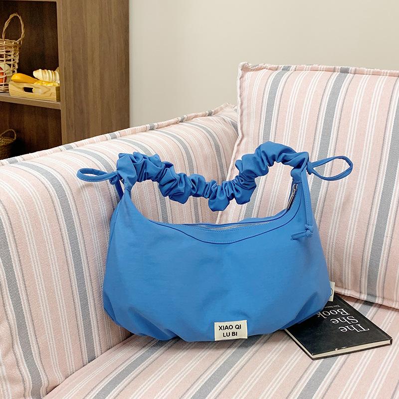 Niche messenger bag women's 2025 new versatile pleated dumpling bag casual loose large capacity armpit bag