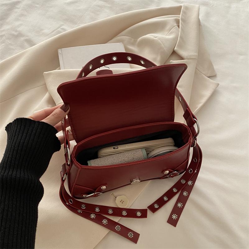 Trendy Motorcycle Punk Style Shoulder Bag for Women Solid Color Fashion Rivet Commuter Small Square Underarm Bag