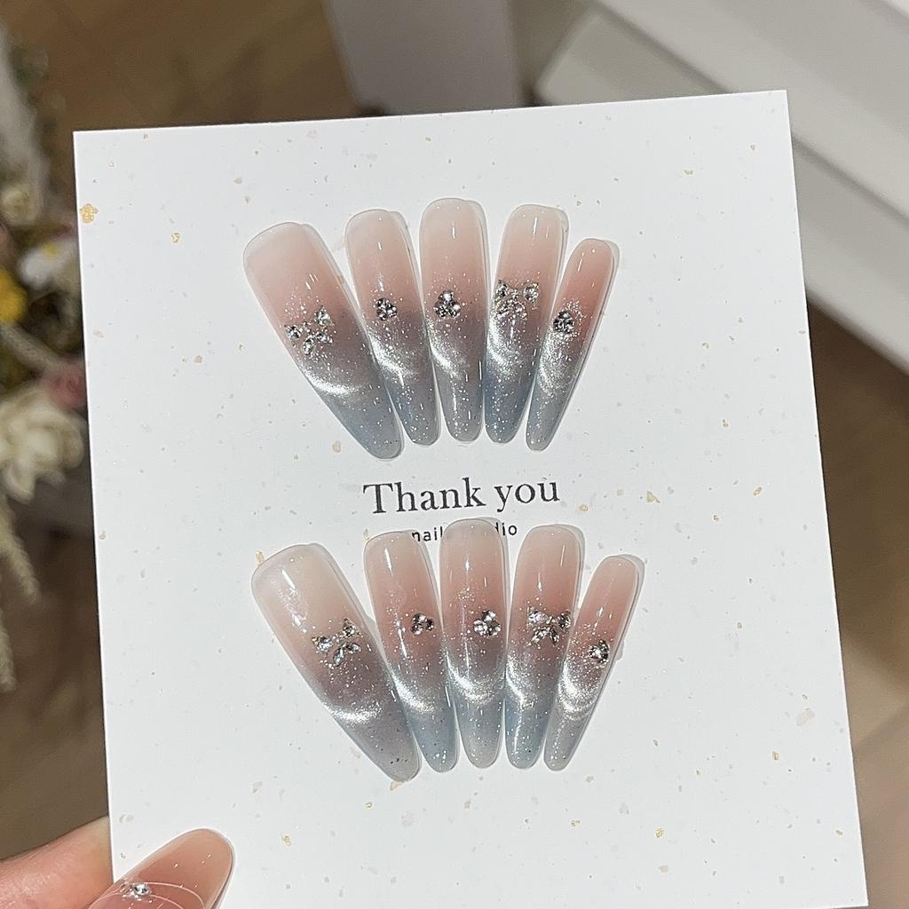 Rökig och Blå Drömsk Atmosfär, Fina Glittrande Blå Toner, Franskt Leende, Cat Eyes Utsökt Patch, Borr Bär Armor