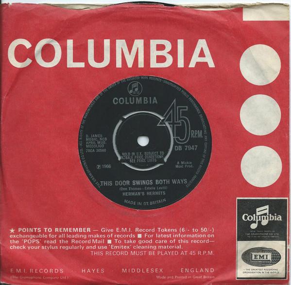 7inch Record HERMAN'S HERMITS - This Door Swings Both Ways DB7947 COLUMBIA 1966 UK Pop Used