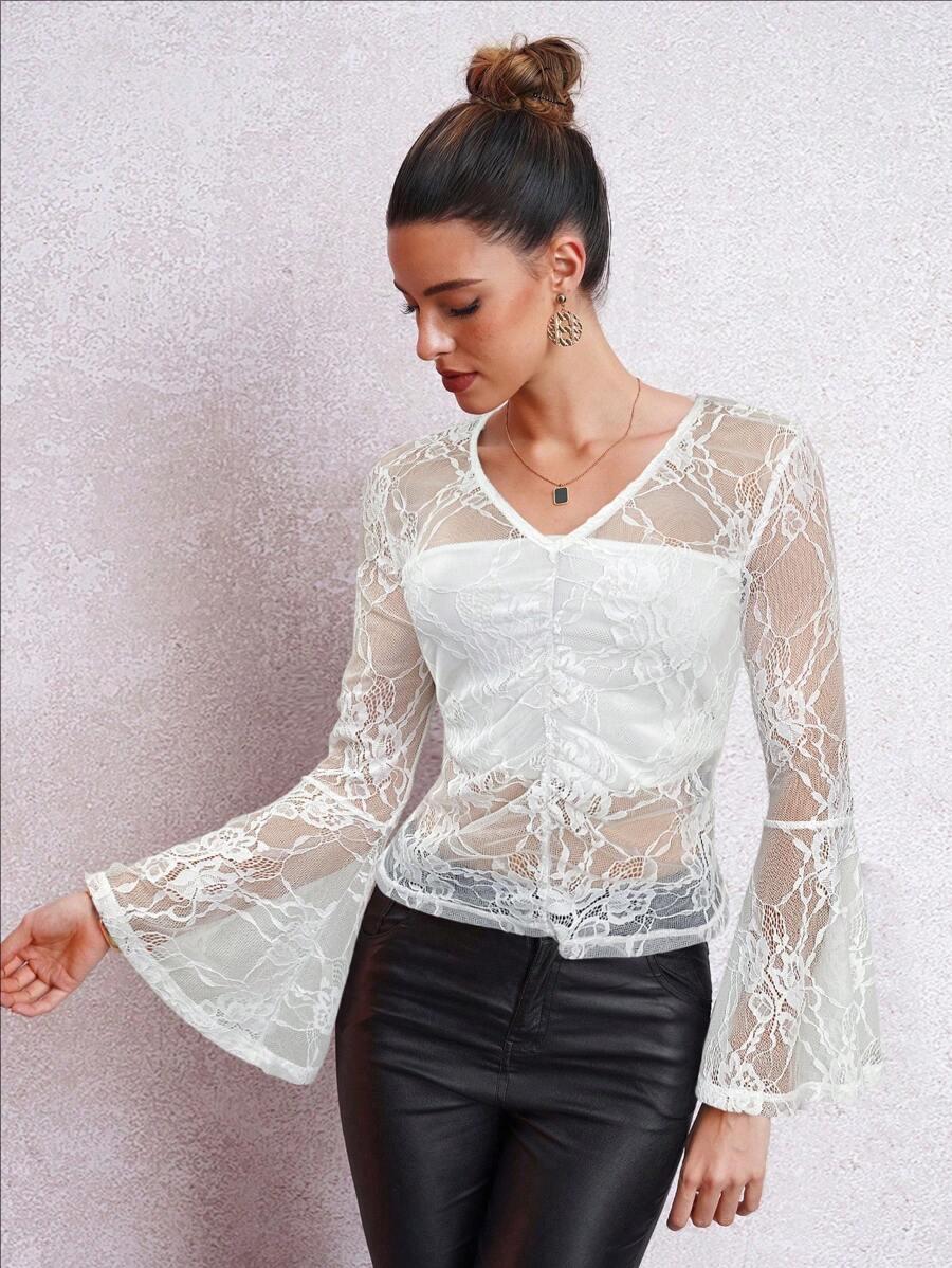 

Xiyin Women s Elegant V-Neck Lace Bell Sleeve Slim Fit Top Small білий