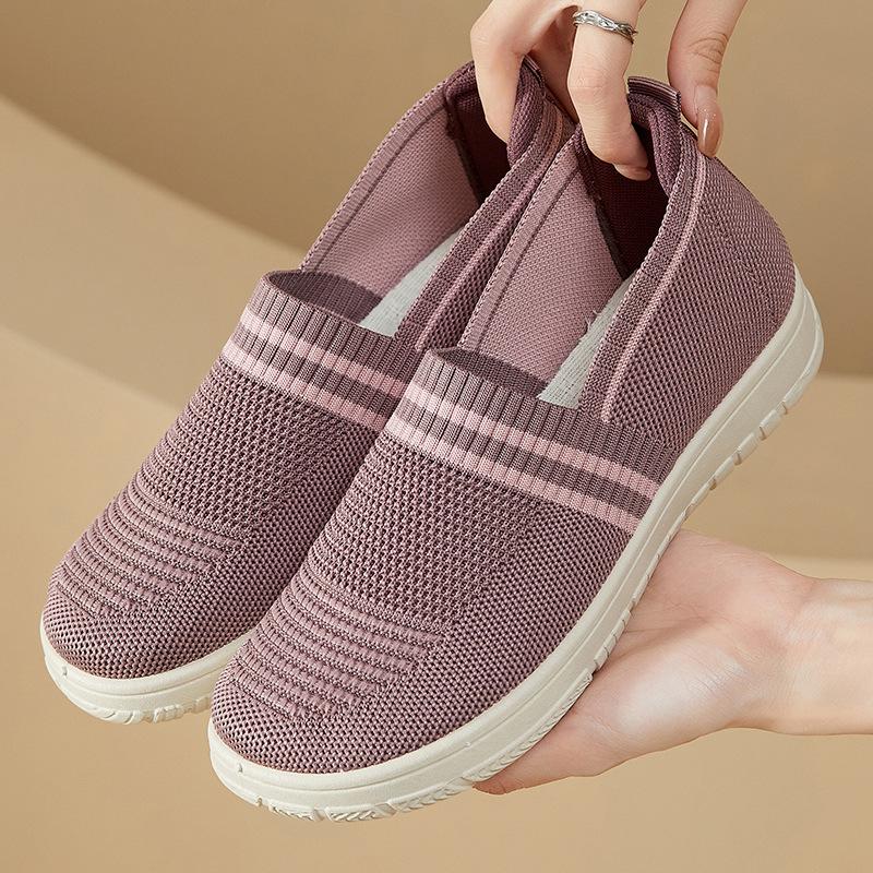 Women's Slip On Sneakers Casual Lightweight Workout Flats Shoes for Women Non Slip Walking Shoes Comfortable Office Loafers Knitted Dress Shoes