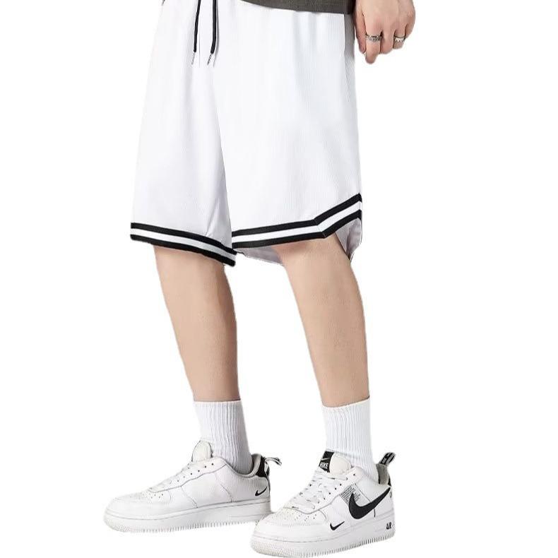 Men's Trendy American Basketball Shorts: Lightweight, Loose-Fit, Large-Size, Casual 5-Point Sports and Beachwear.