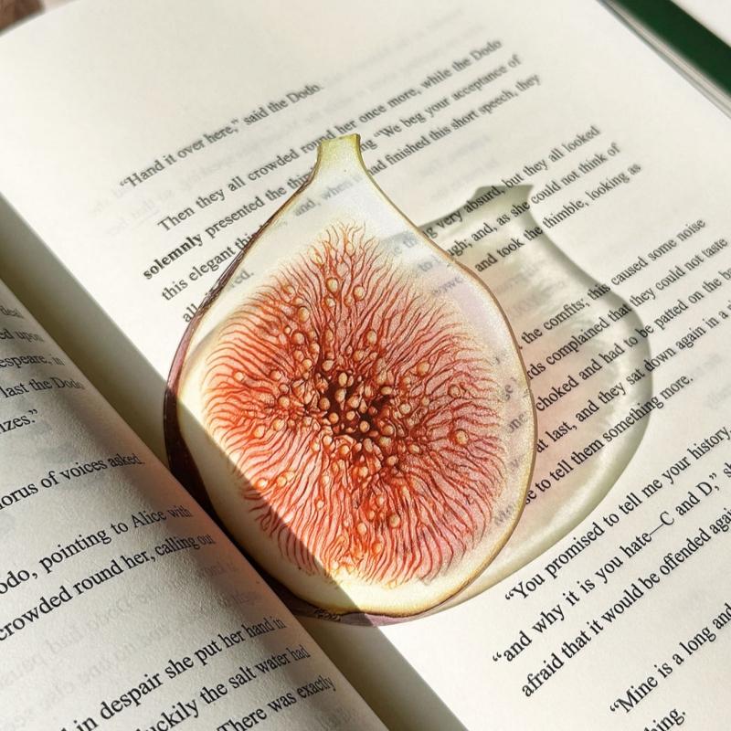 Marque-page en acrylique en forme de fruit Pomme Raisin Simulation Marque-page de lecture transparent Papeterie d'apprentissage Jouet pour enfants Cadeau