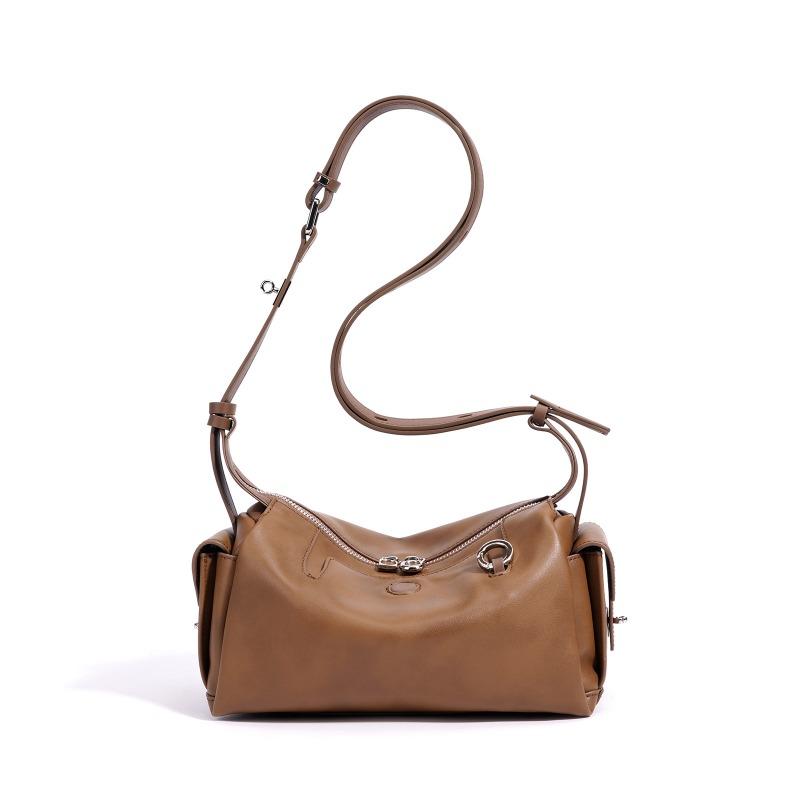 New Retro Pillow Bag Women's Fashion Versatile Camera Bag Work Commute Light Luxury Leather Women's Messenger Bag