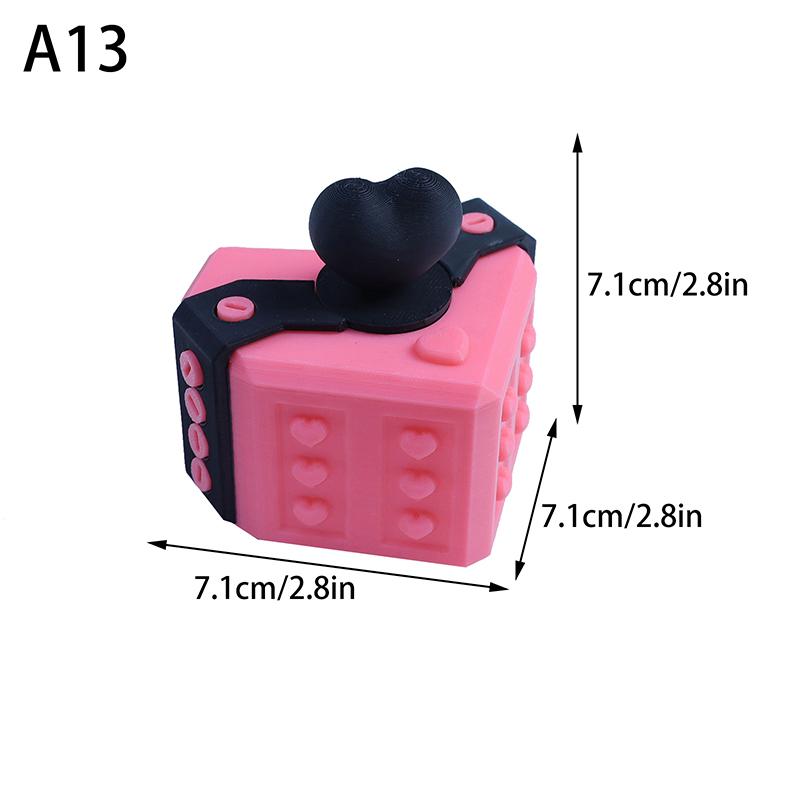 3D-gedruckte Geschenkbox zum Valentinstag. Nervige Herzbox. Ein Geschenk, das die Liebe in ein lustiges und herausforderndes Abenteuer verwandelt.