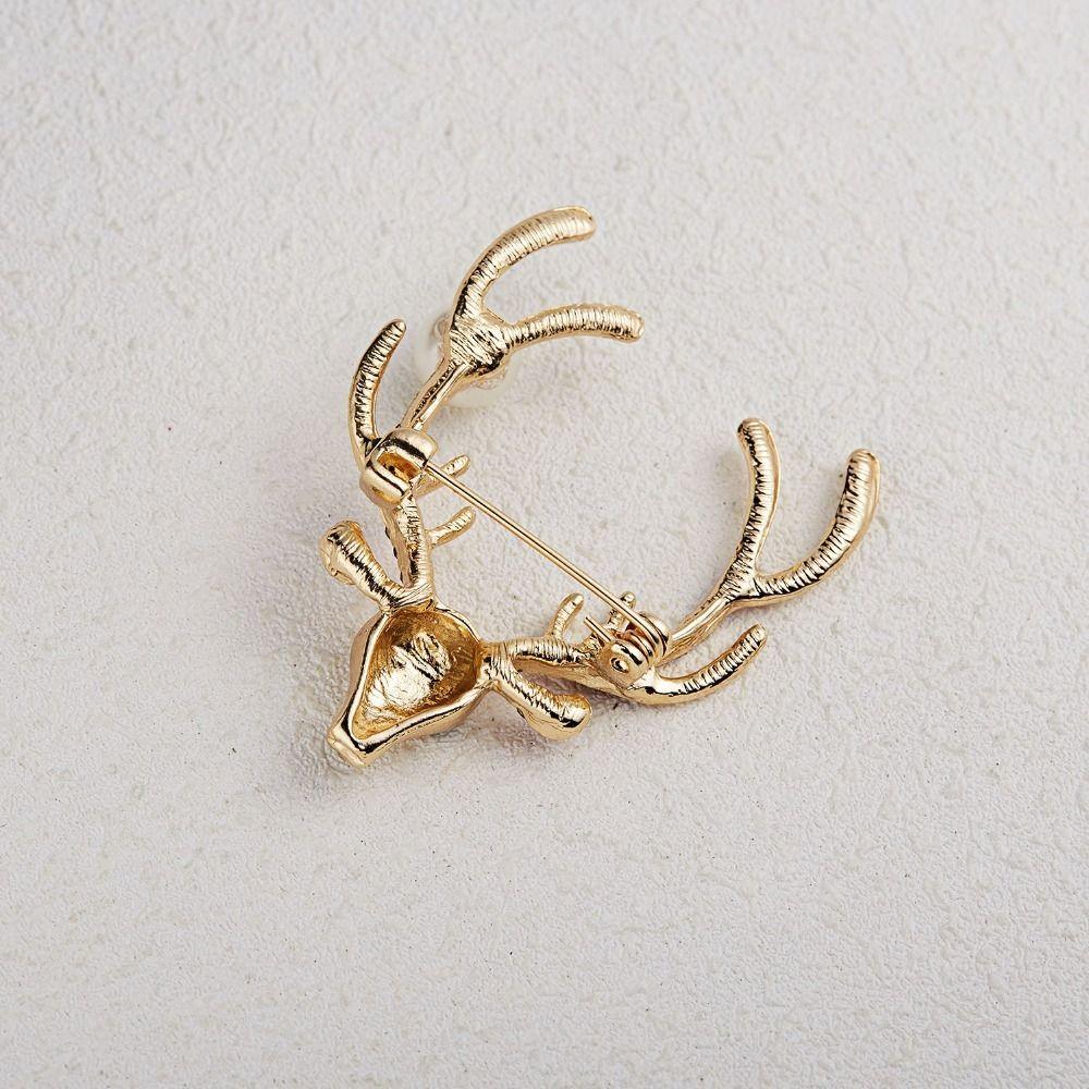 Zinc Zinc Alloy Elk Head Brooch Rhinestone Deer Metal Brooch Kawaii Christmas Badge  Women