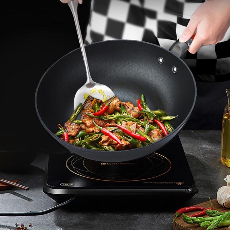 Joyoung 30cm Cast Iron Wok