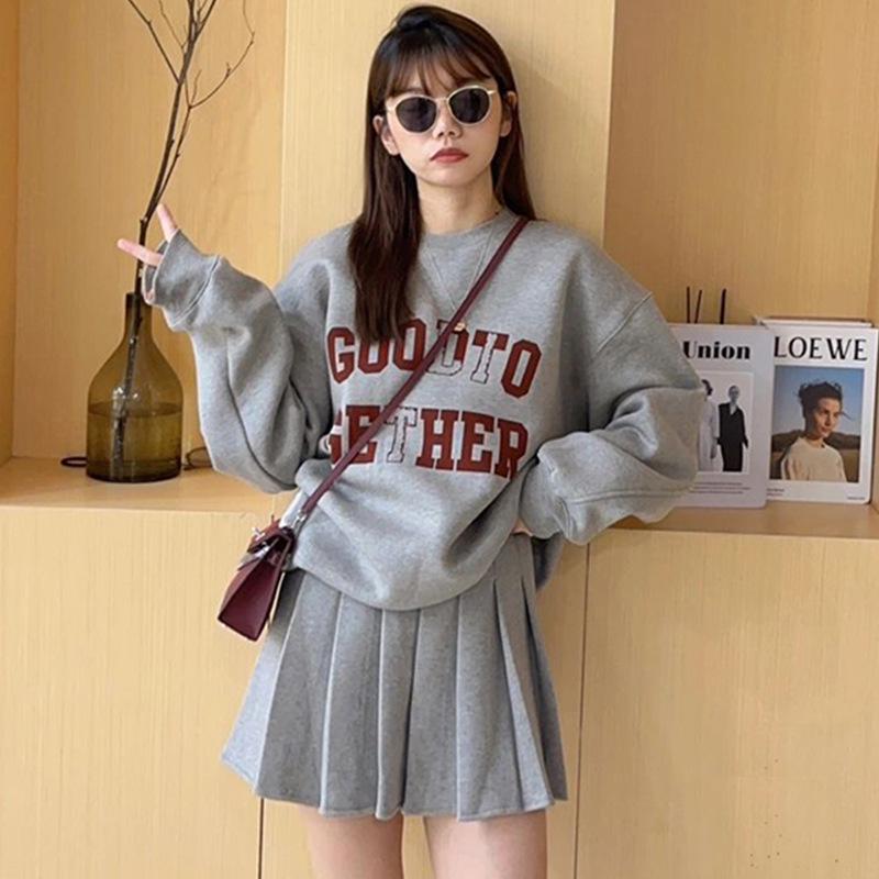 Korean Style Retro Plus Velvet Hoodie & Pleated Skirt Set for Women Extra Large