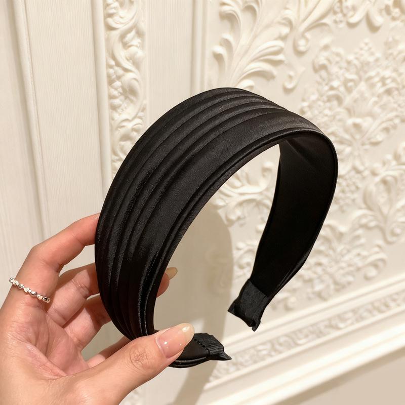 Elegant Solid Color Pleated Wide Headband - Versatile Korean Hair Accessory